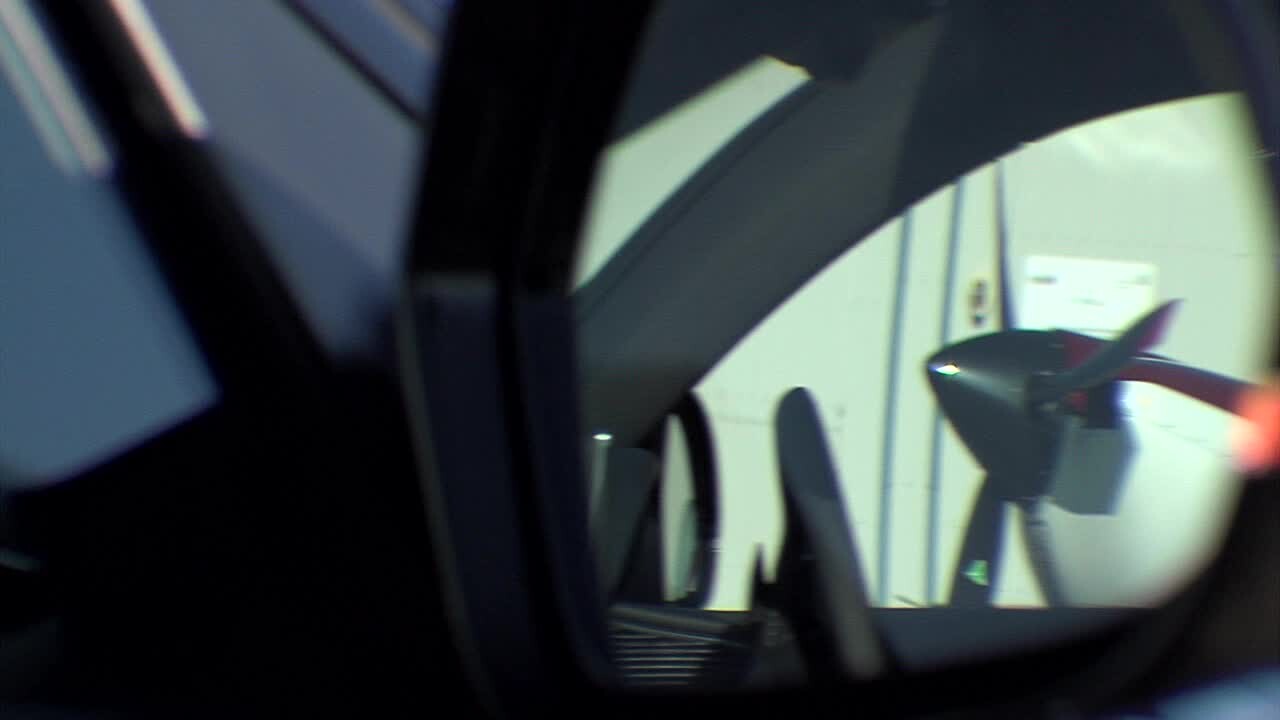 Audi A6 Avant - bez lektora