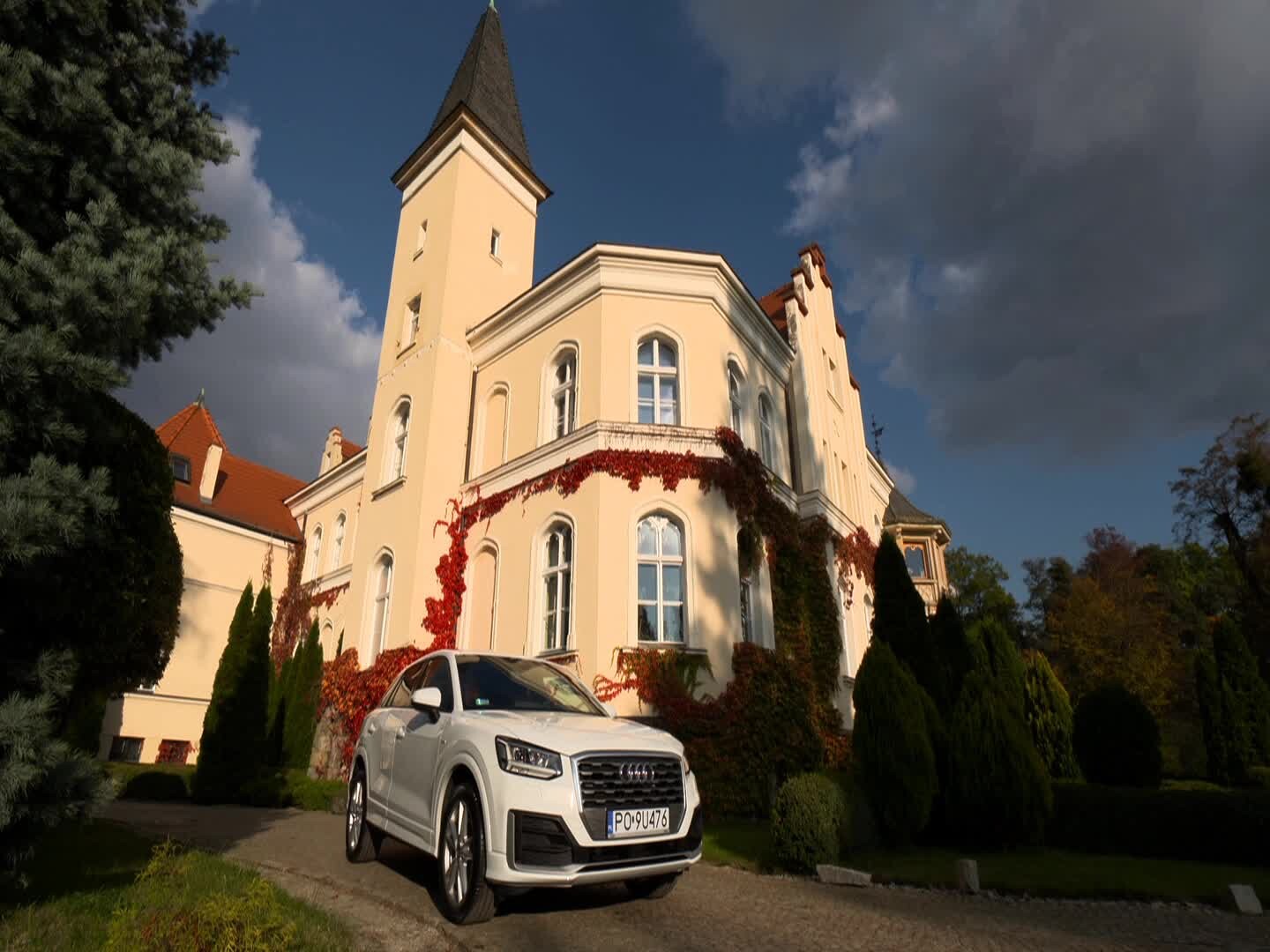 Audi Q2 - biały