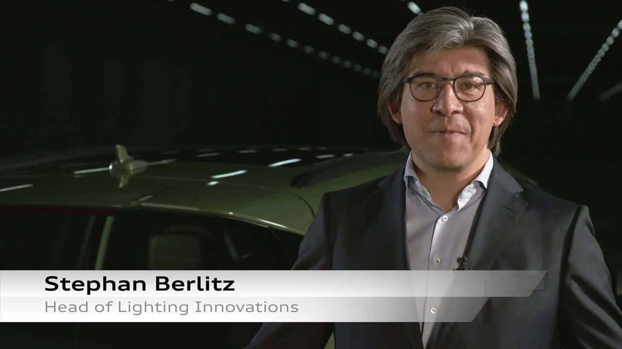 The digital OLED technology in the rear lights of the Audi Q5