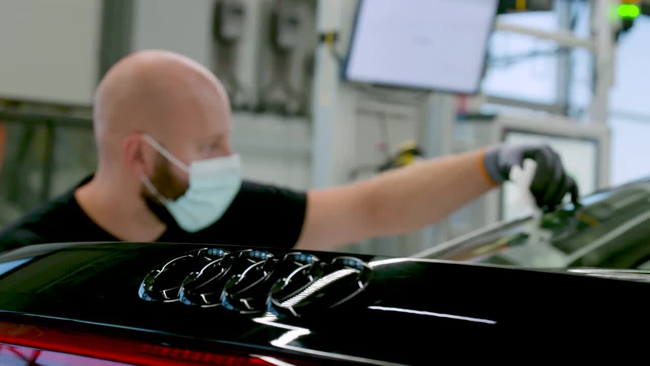 Production of the Audi e-tron GT