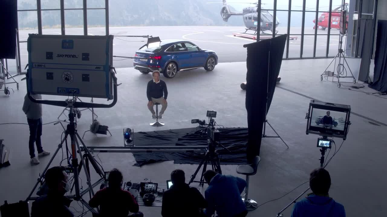 Audi Q5 Sportback Designclip EN