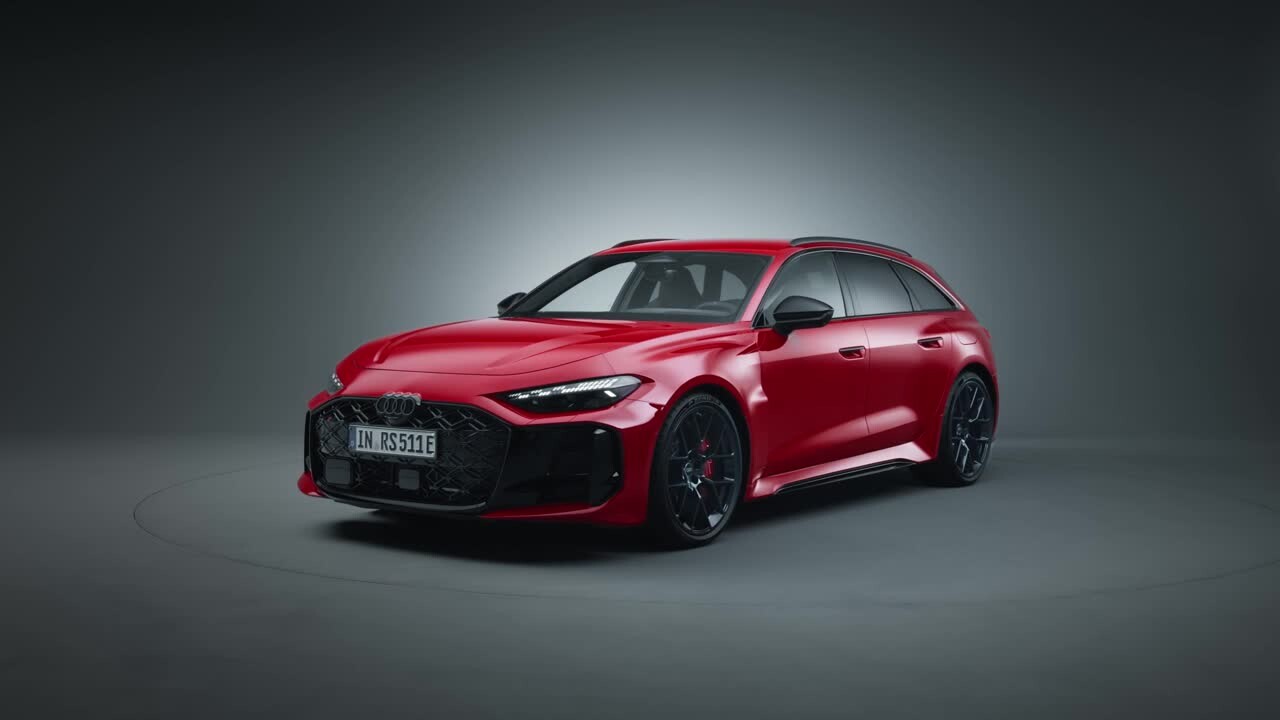 Audi RS 5 Avant - Footage (Studio)