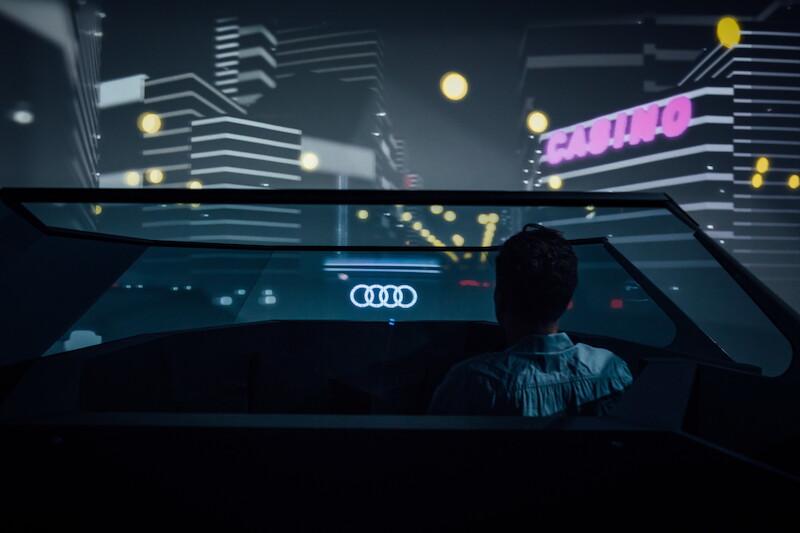Audi bada wykorzystanie czasu w samochodzie-robocie