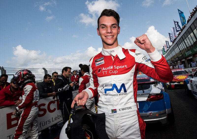 Philip Ellis i Mikel Azcona podzielili się zwycięstwami w pucharze Audi Sport TT Cup w Zandvoort