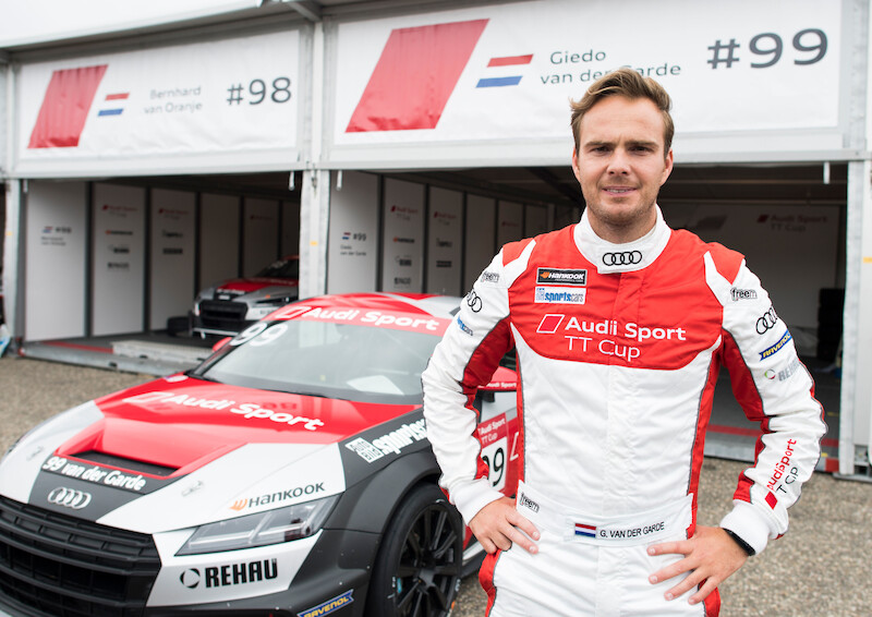 Philip Ellis i Mikel Azcona podzielili się zwycięstwami w pucharze Audi Sport TT Cup w Zandvoort