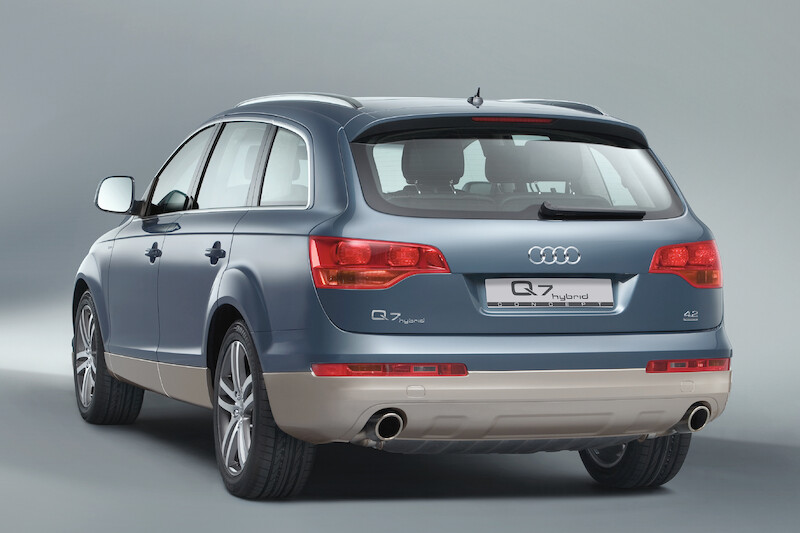 Audi Q7 hybrid concept quattro