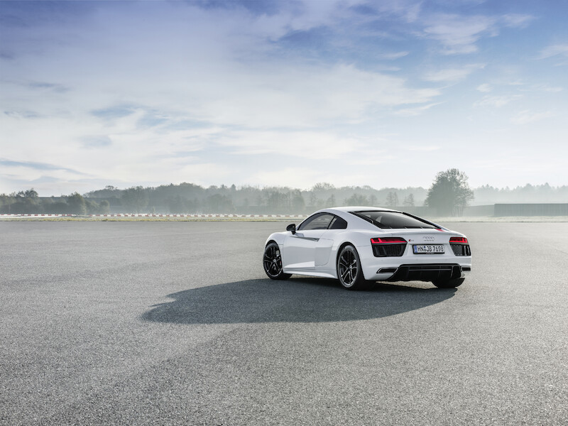 Czysta dynamika jazdy: nowe Audi R8 V10 RWS