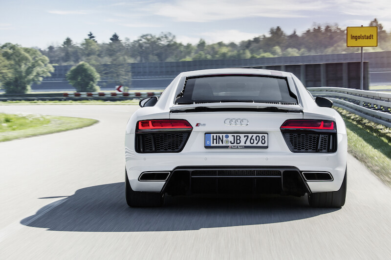 Czysta dynamika jazdy: nowe Audi R8 V10 RWS