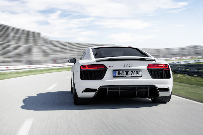 Czysta dynamika jazdy: nowe Audi R8 V10 RWS