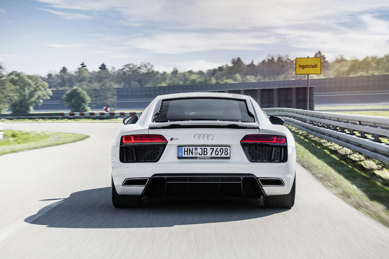 Czysta dynamika jazdy: nowe Audi R8 V10 RWS
