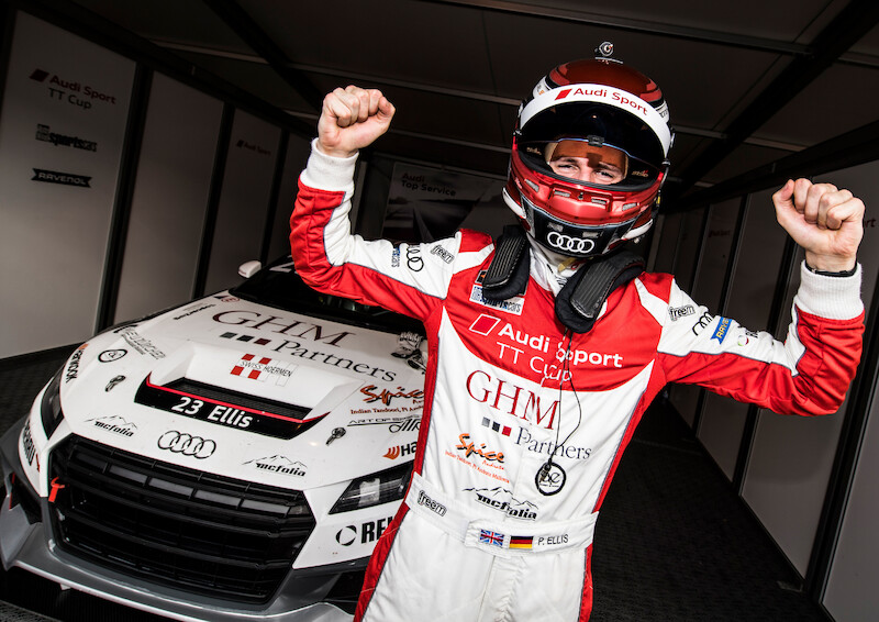 Philip Ellis wygrywa sezon 2017 Audi Sport TT Cup