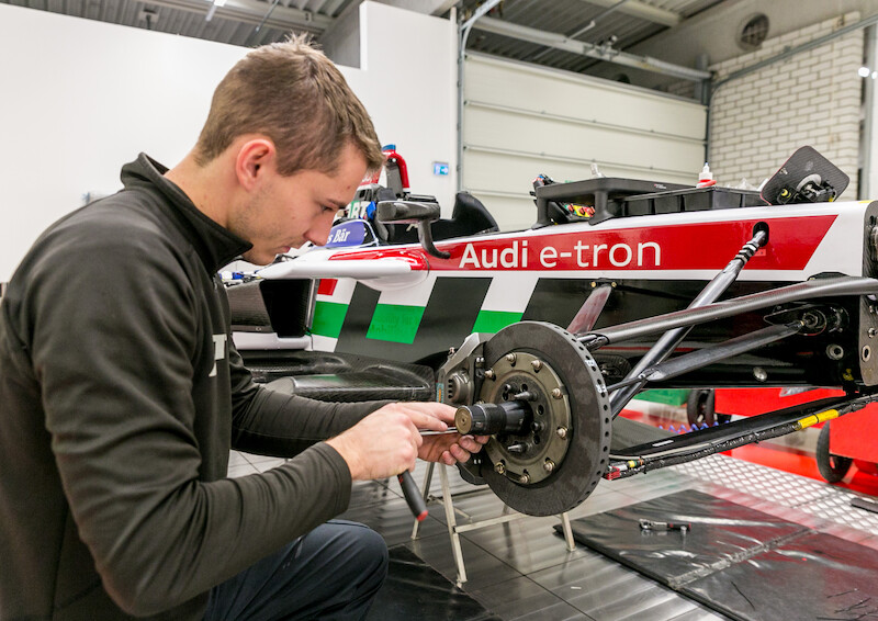 Elektryzująca informacja: Audi świętuje pierwszy wyścig nowego sezonu Formuły E