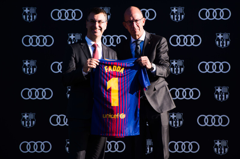 Z boiska wprost na tor wyścigowy: piłkarze FC Barcelona za kierownicami Audi