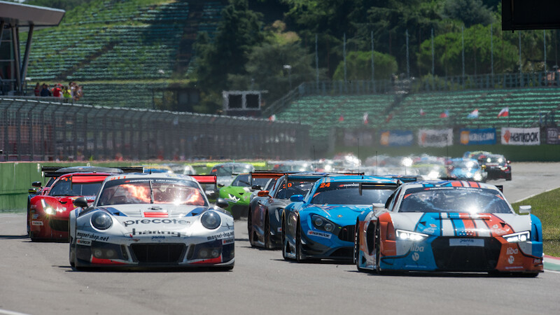 Wyjątkowy sezon: 24 tytuły dla Audi Sport Customer Racing
