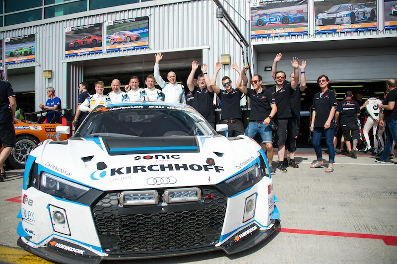 Trzynaście samochodów przygotowanych przez Audi Sport customer racing weźmie udział w inauguracji sezonu w Dubaju