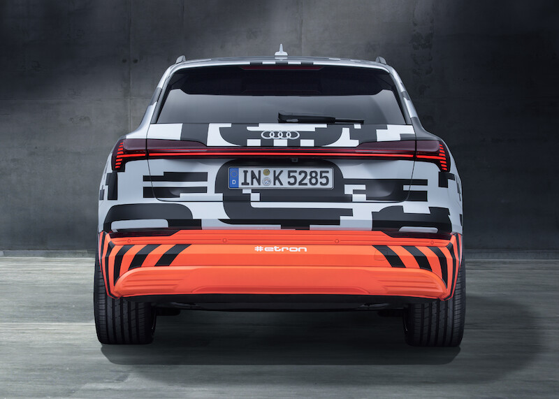 Prototyp Audi e-tron: przedsmak pierwszego w pełni elektrycznego modelu czterech pierścieni 