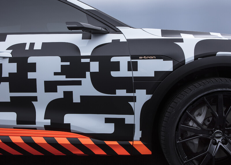 Prototyp Audi e-tron: przedsmak pierwszego w pełni elektrycznego modelu czterech pierścieni 