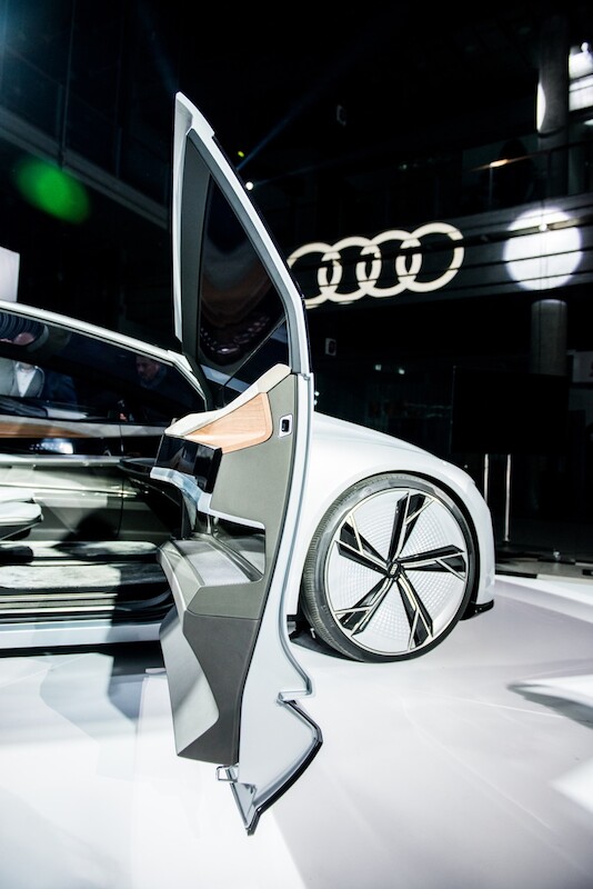 Audi Night - ekskluzywny, przedpremierowy pokaz modelu Audi Aicon