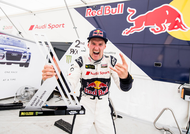 Wielka feta na Silverstone: kierowca Audi Andreas Bakkerud po raz pierwszy na podium