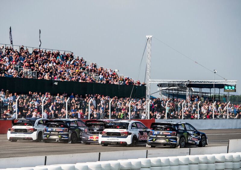 Kierowca Audi Andreas Bakkerud w Rallycrossowej rundzie na własnym podwórku