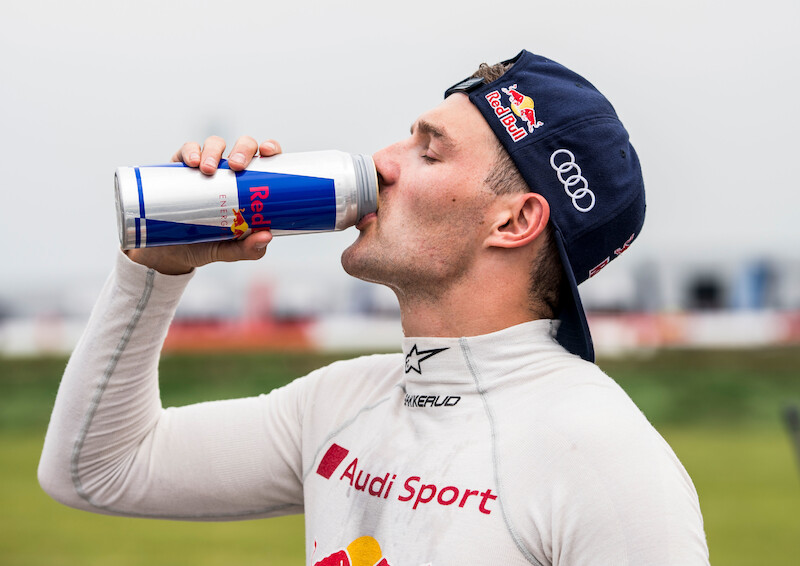 Kierowca Audi Andreas Bakkerud w Rallycrossowej rundzie na własnym podwórku