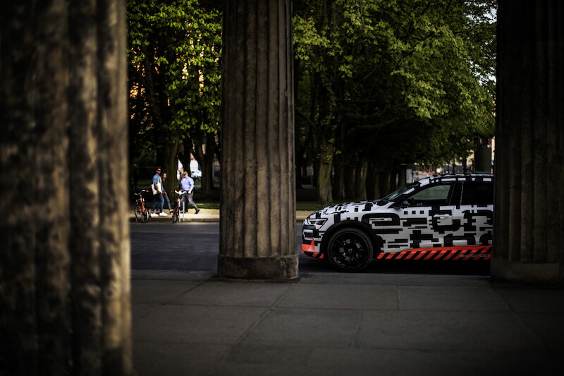 Audi e-tron