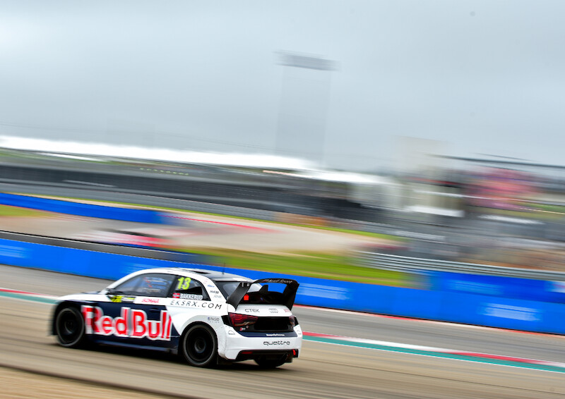 Audi Andreasa Bakkeruda wjeżdża w Austin wprost na podium