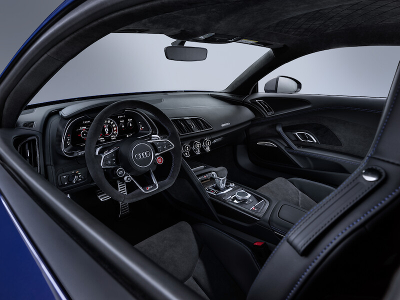 Najszybsze Audi teraz jeszcze mocniejsze: szeroko zakrojone odświeżenie Audi R8