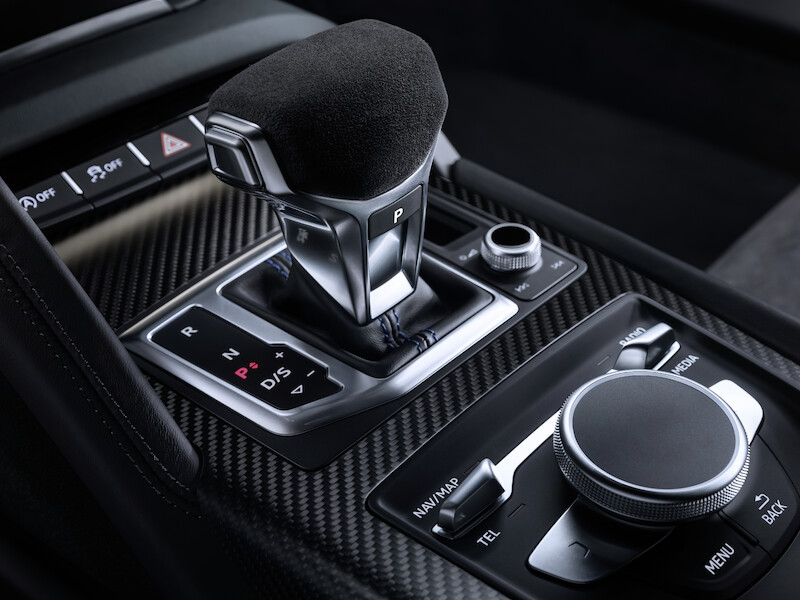Najszybsze Audi teraz jeszcze mocniejsze: szeroko zakrojone odświeżenie Audi R8