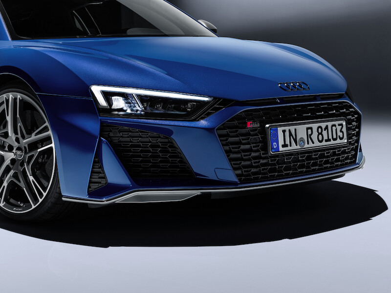 Najszybsze Audi teraz jeszcze mocniejsze: szeroko zakrojone odświeżenie Audi R8