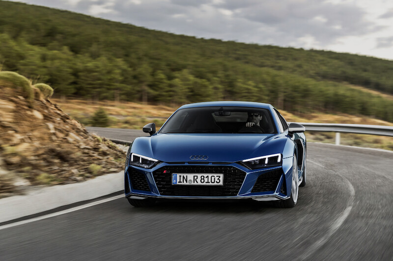 Najszybsze Audi teraz jeszcze mocniejsze: szeroko zakrojone odświeżenie Audi R8