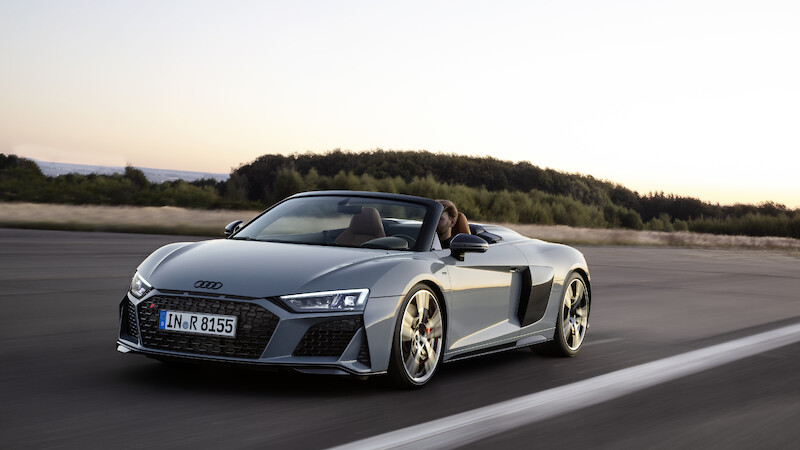 Najszybsze Audi teraz jeszcze mocniejsze: szeroko zakrojone odświeżenie Audi R8