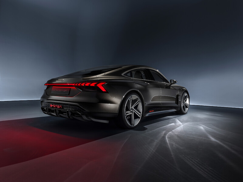 Nowa gwiazda w stolicy filmu - koncepcyjne Audi e-tron GT