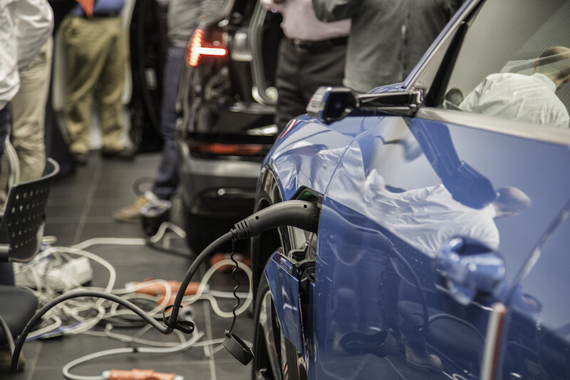 Audi promuje standard EEBUS służący do inteligentnego łączenia samochodów elektrycznych z budynkami