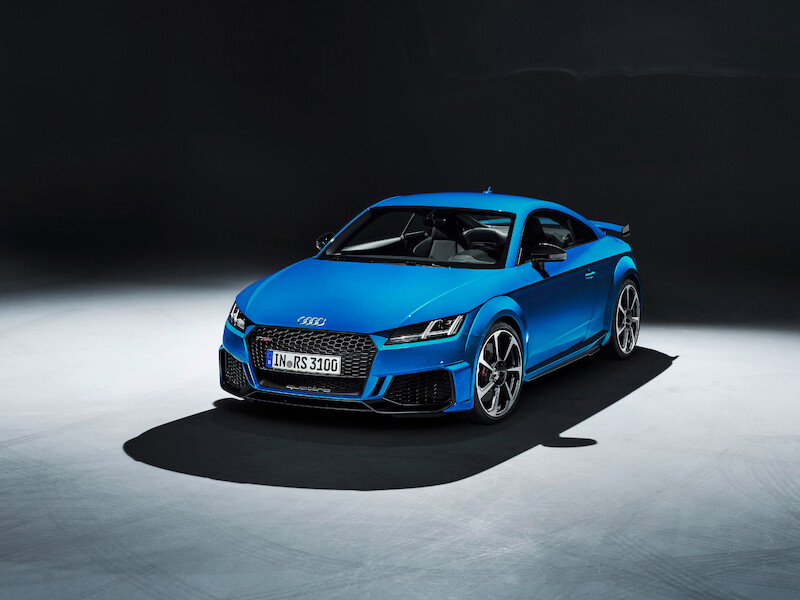 Kompaktowy samochód sportowy w swej szczytowej formie: nowe Audi TT RS Coupé