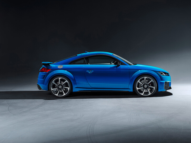 Kompaktowy samochód sportowy w swej szczytowej formie: nowe Audi TT RS Coupé