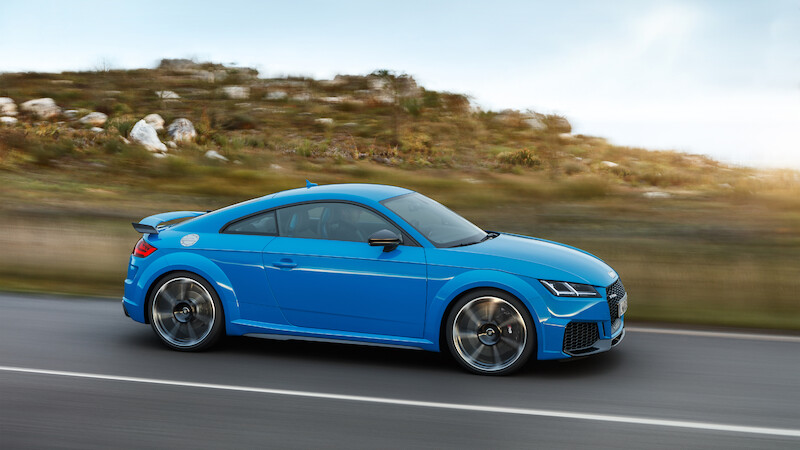 Kompaktowy samochód sportowy w swej szczytowej formie: nowe Audi TT RS Coupé