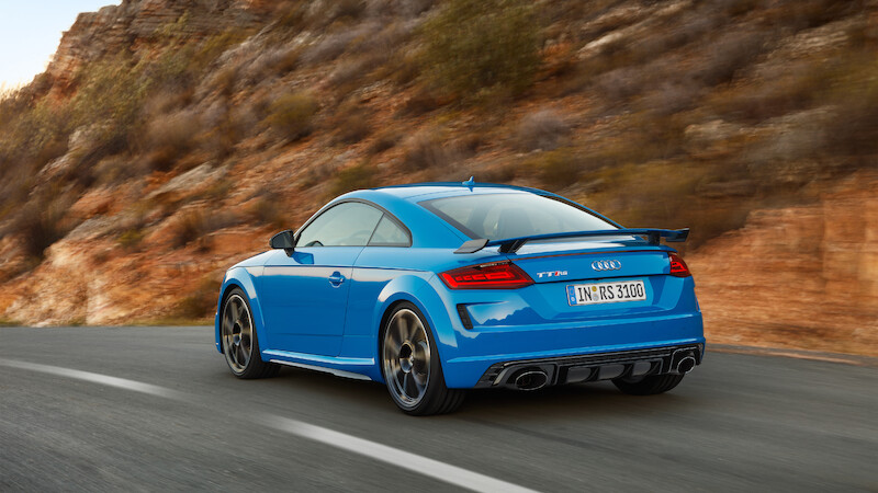 Kompaktowy samochód sportowy w swej szczytowej formie: nowe Audi TT RS Coupé
