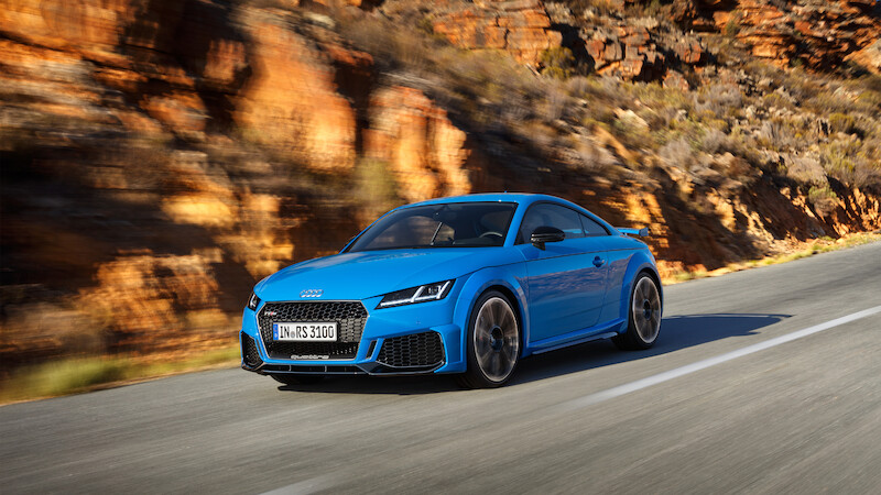 Kompaktowy samochód sportowy w swej szczytowej formie: nowe Audi TT RS Coupé