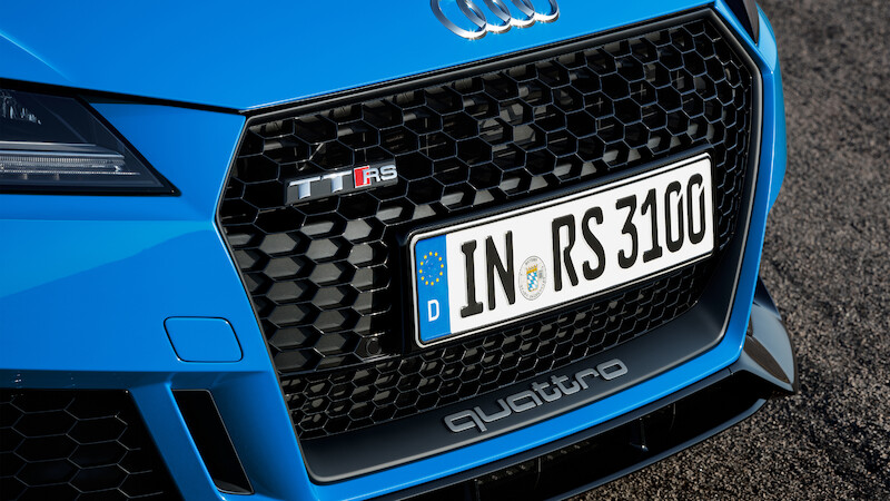 Kompaktowy samochód sportowy w swej szczytowej formie: nowe Audi TT RS Coupé