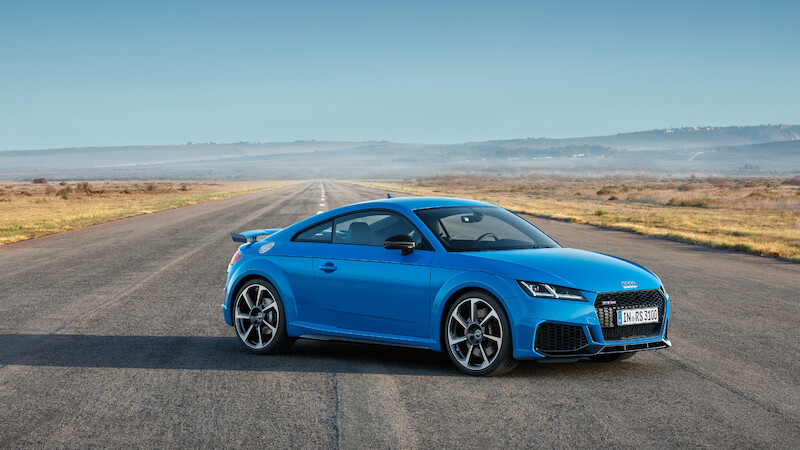 Kompaktowy samochód sportowy w swej szczytowej formie: nowe Audi TT RS Coupé
