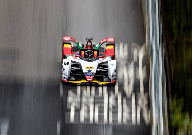 Kierowca Audi Lucas di Grassi, drugi w 