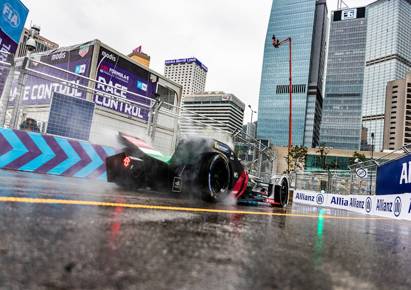 Kierowca Audi Lucas di Grassi, drugi w 