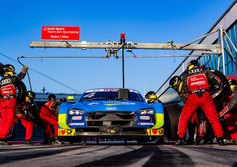 Jazda nowym Audi RS 5 DTM pozostawia niezapomniane wrażenia