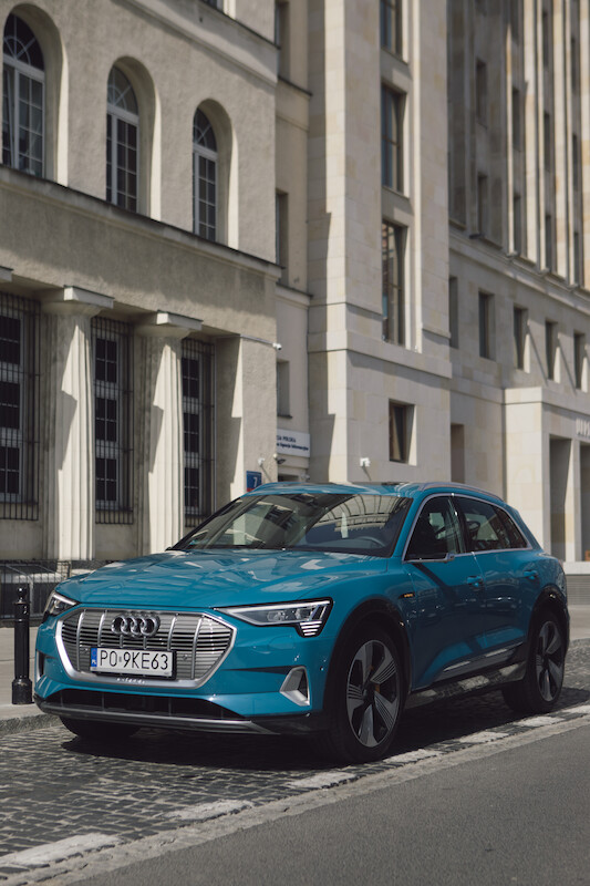 Audi e-tron