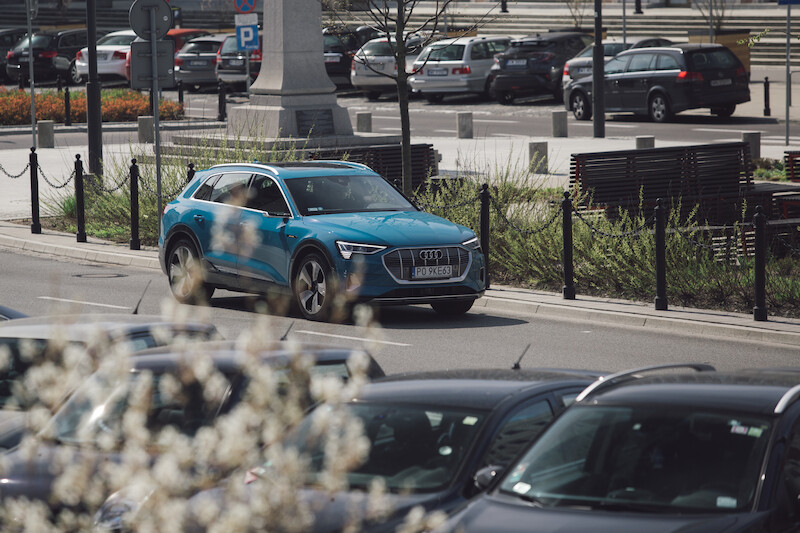 Audi e-tron