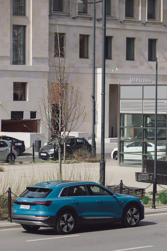 Audi e-tron