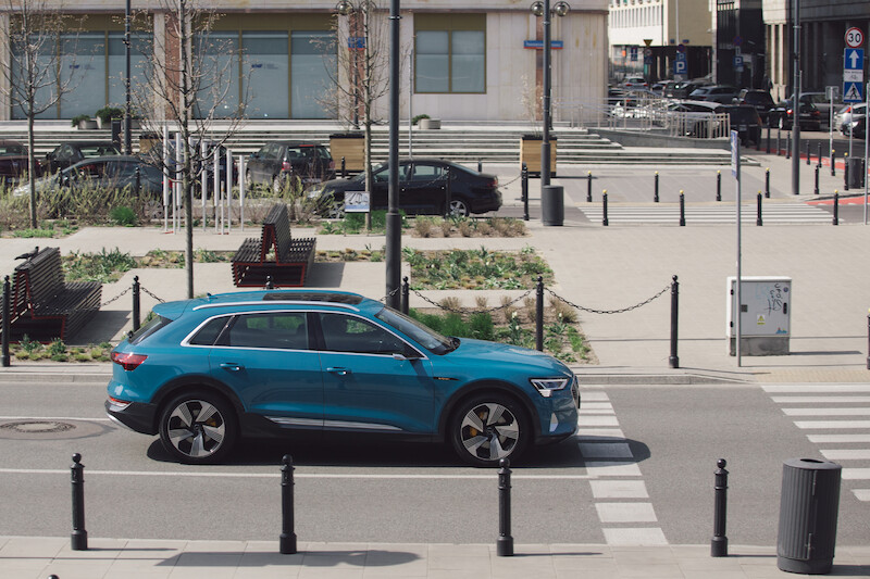Audi e-tron