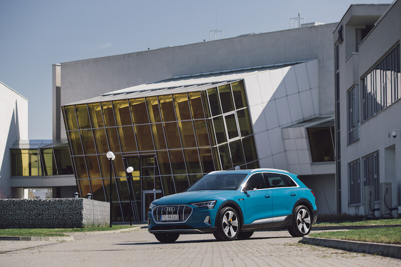 Audi e-tron