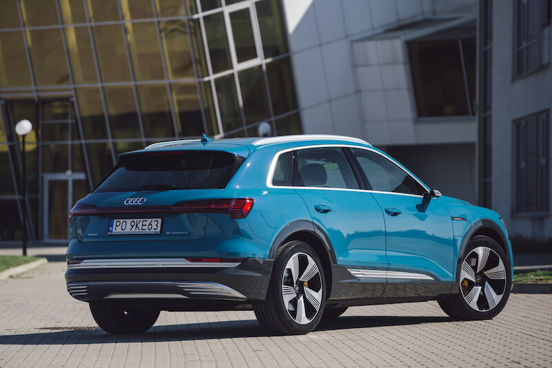 Audi e-tron
